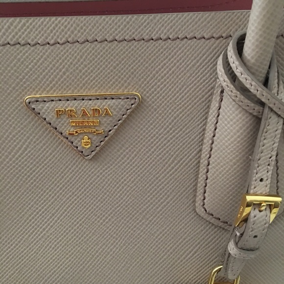 🚫SOLD🚫Prada saffiano double bag (cameo/pink) - Picture 2 of 4