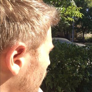 Meet your Posher, Adelore