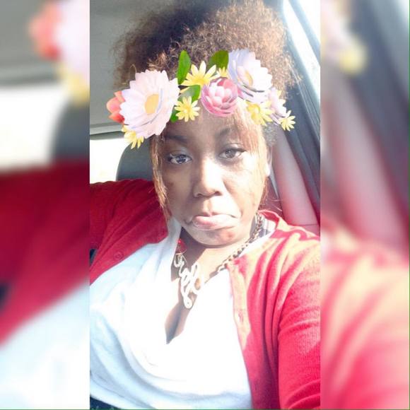 Meet your Posher, Petty - Picture 1 of 1