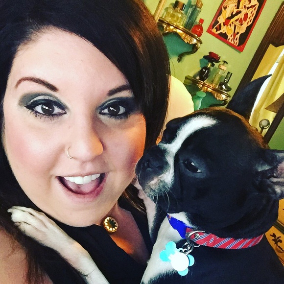 Meet your posher, Tiffany! - Picture 6 of 7