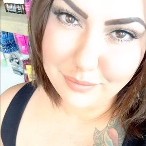 Meet your Posher, Roberta