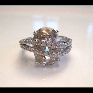 Vintage Ring BIG COCKTAIL Size 7 Silver tone