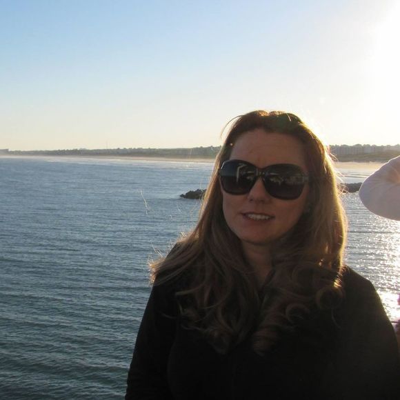 Meet your Posher, Lisa - Picture 2 of 2