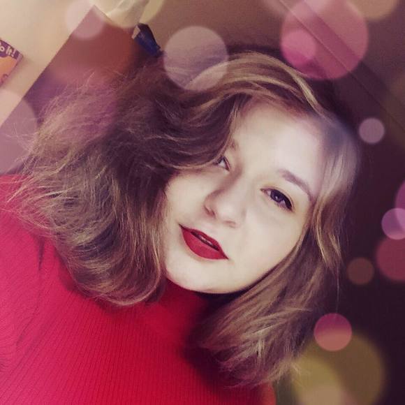 Meet your Posher, Nina - Picture 1 of 1