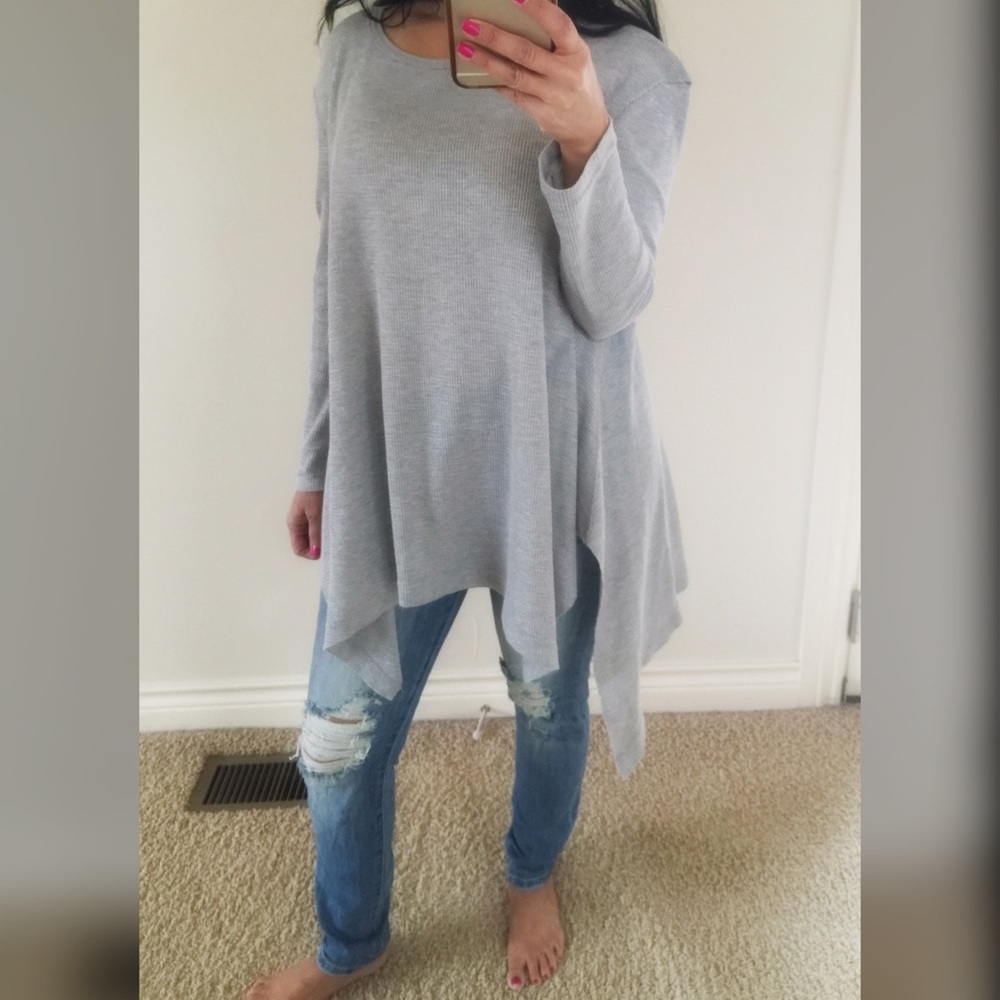 SOLD IN BUNDLE Grey waffle knit tunic - Picture 4 of 5