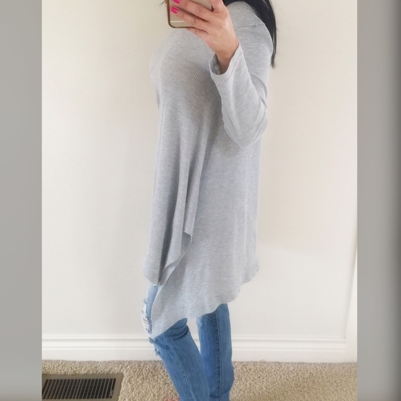 SOLD IN BUNDLE Grey waffle knit tunic - Picture 2 of 5