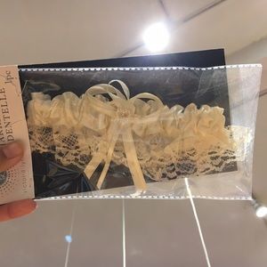 Brand New Vintage Garter