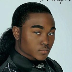 Meet your Posher, D'mitri