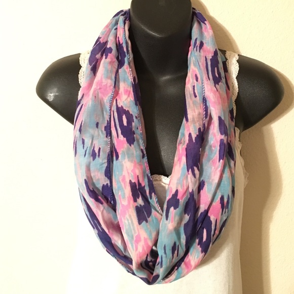 Multi-Colored Fashion Scarf - Picture 1 of 2