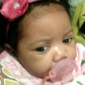 Meet your Posher, Sharonna