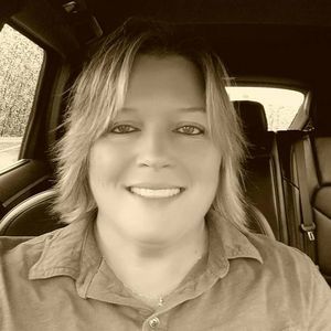 Meet your Posher, Jenifer