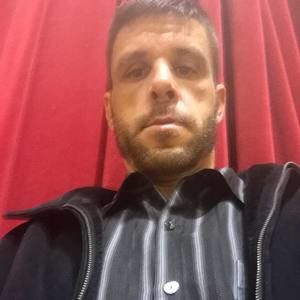 Meet your Posher, Kyle