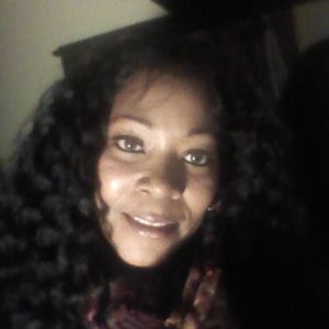 Meet your Posher, Yvette