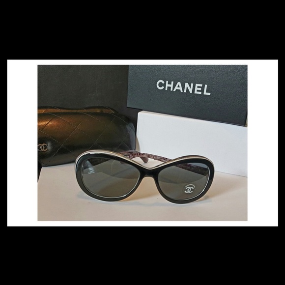 Coco Chanel sunglasses - Picture 1 of 4
