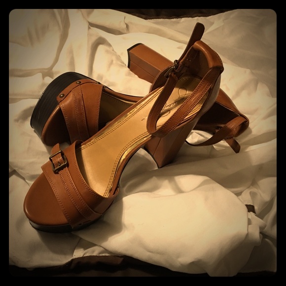 Jessica Simpson Platforms