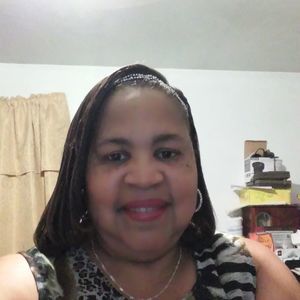 Meet your Posher, Edith