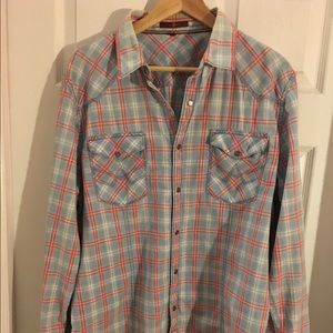 Plaid long sleeved button up shirt