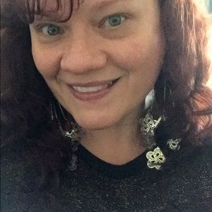 Meet your Posher, Lisa!