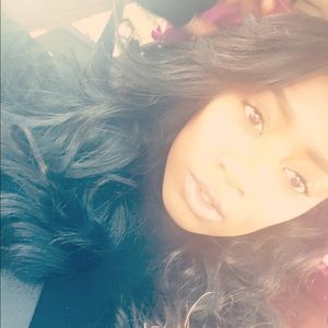 Meet your Posher, Tamara