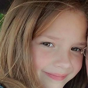 Meet your Posher, Garnetta