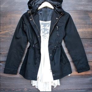 Black utility jacket (women's)