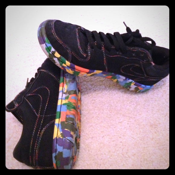 Nike retro multicolor dunks