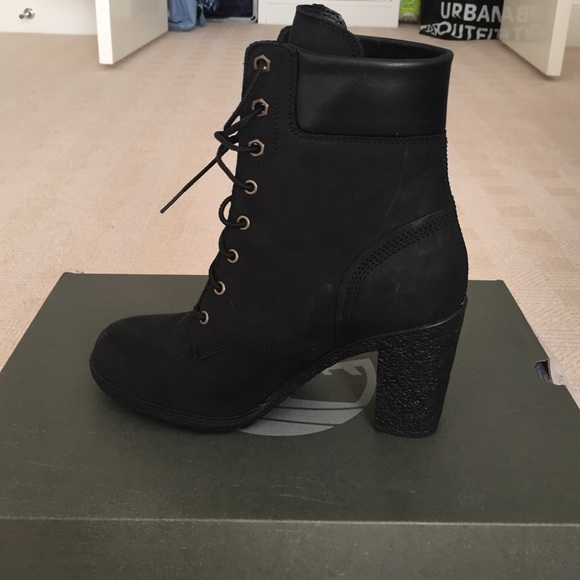 Timberland Heeled Black Booties