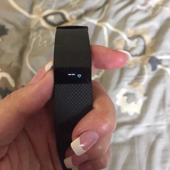~sold~ Fitbit HR - Picture 3 of 4
