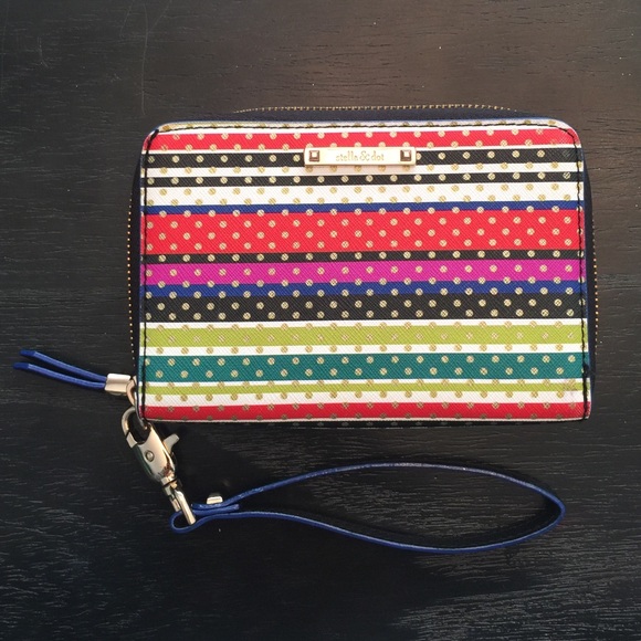Stella and Dot Tech Wallet