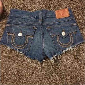 💛True Religion shorts size 24💜