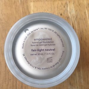 Tarte Hybrid Gel Foundation in Fair Light Neutral