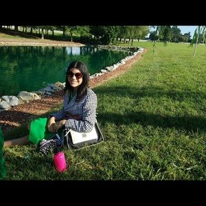 Meet your Posher, Dalena