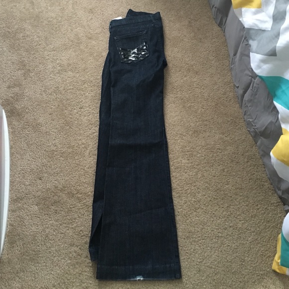 7 for all mankind dojo flare jeans!!