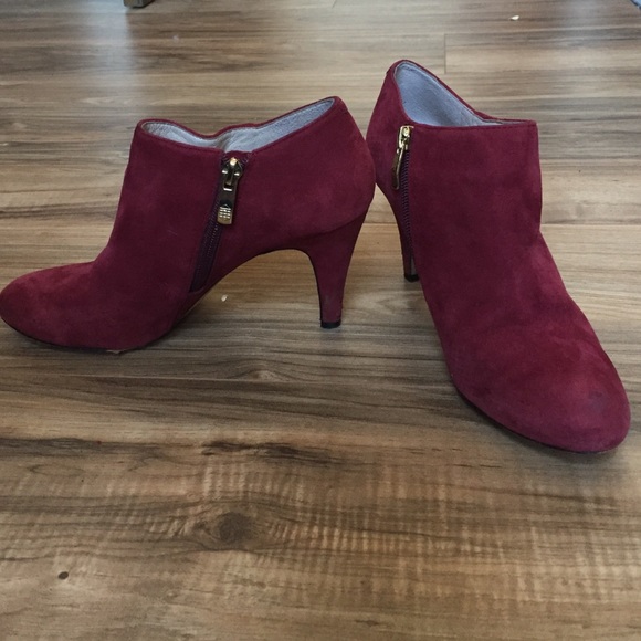 Vince Camuto Vo-Vala Suede Bootie