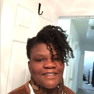 Meet your Posher, Shereka