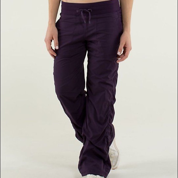 Lululemon slouchy workout pants (dark plum)