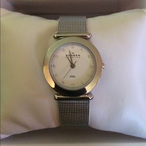 Skagen Womens watch brand new! Never worn!
