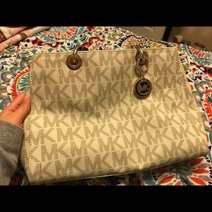 Michael Kors Purse & Wallet