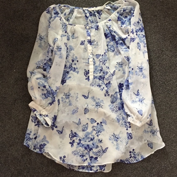Lauren Conrad blue floral blouse