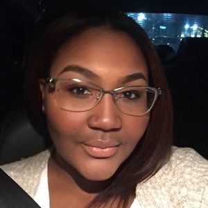 Meet your Posher, Kimberly