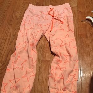 Cute star 3/4 length joggers!