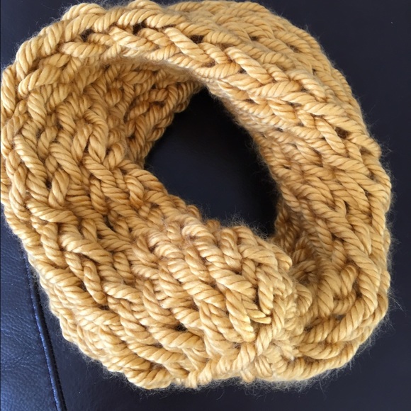 Accessories - Hand knit neck cowl /scarf