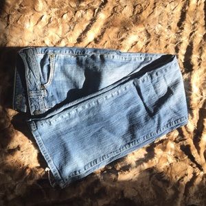 American Eagle boyfriend77 Jeans size 4 Reg