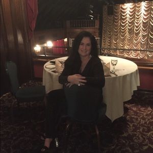 Meet your Posher, Mari