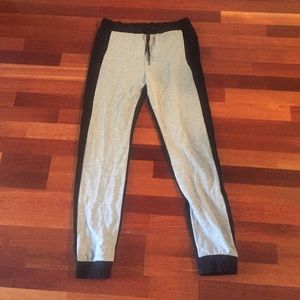 Zara grey and black jogger, Larga