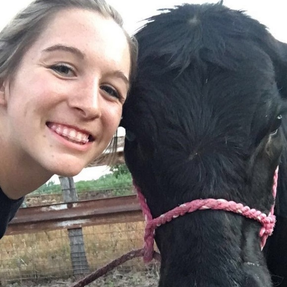 Meet your Posher, Julia - Picture 1 of 1