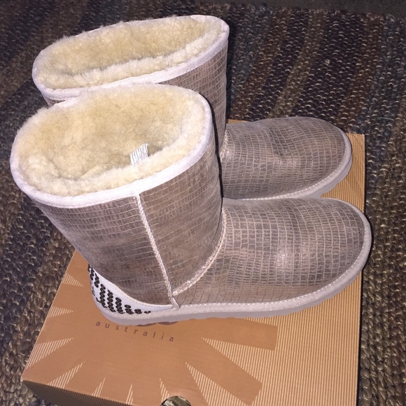 Authentic UGG BOOTS