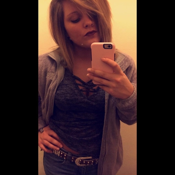 Meet your Posher, Desarae