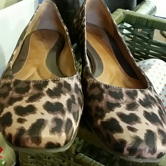 Nurture Leopard Print Flats