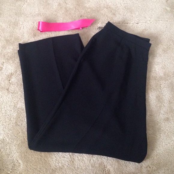 ➕Black flowy dress pants - Picture 3 of 8